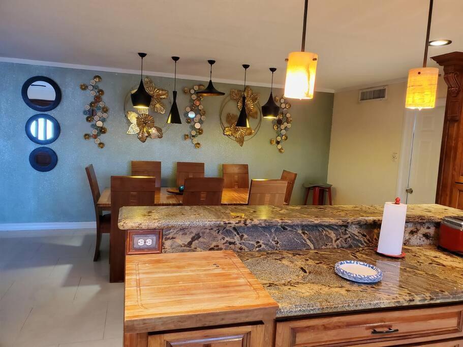 Spacious West El Paso 19 Min From Airport, Fort Bliss Military Base Luaran gambar